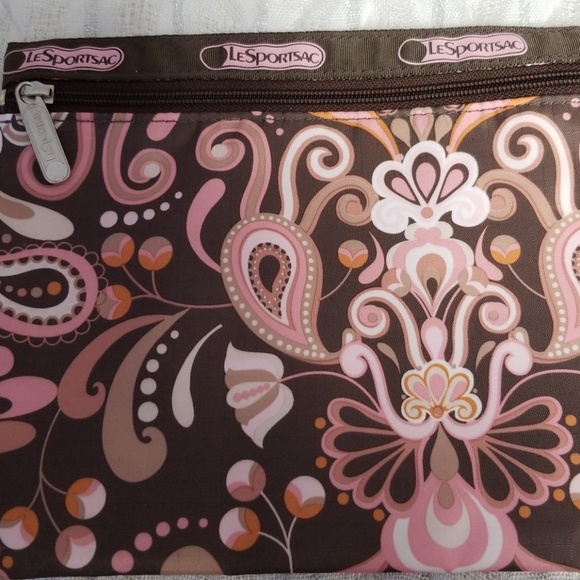 Lesportsac Bags Lesportsac Zipper Pouch Poshmark